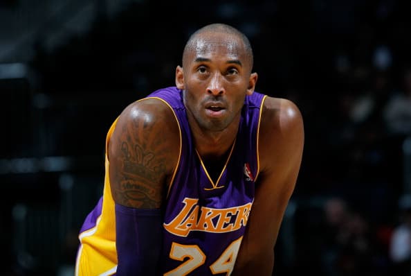 Kobe Bryant, una temporada más y se retira.