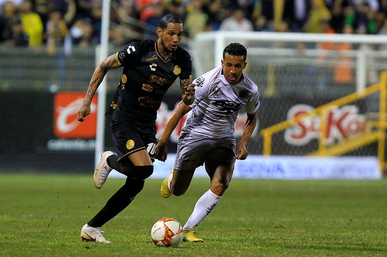 Tras el segundo gol, los locales se adueñaron del balón, pese a los intentos del líder general en el Ascenso MX.