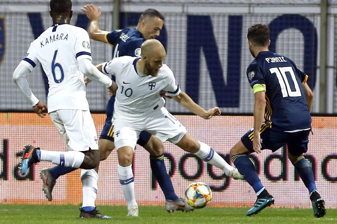 En su primer año marcó 29 goles en 43 partidos del Championship.