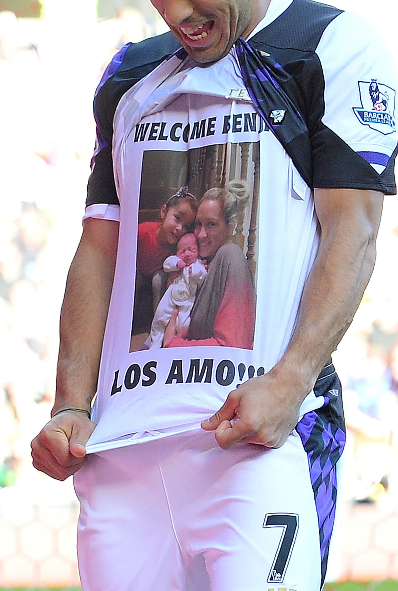 Es por eso que Suárez no duda en expresarle a la madre de sus hijos y a ellos todo el amor cuando tiene logros en su carrera.