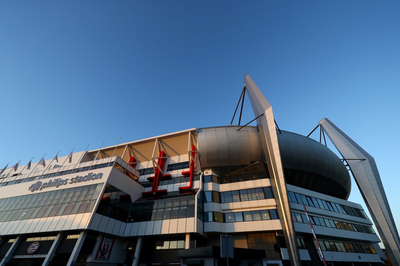 Casi dos años después el estadio del PSV volvió a recibir un partido de fase de grupos en la Champions.