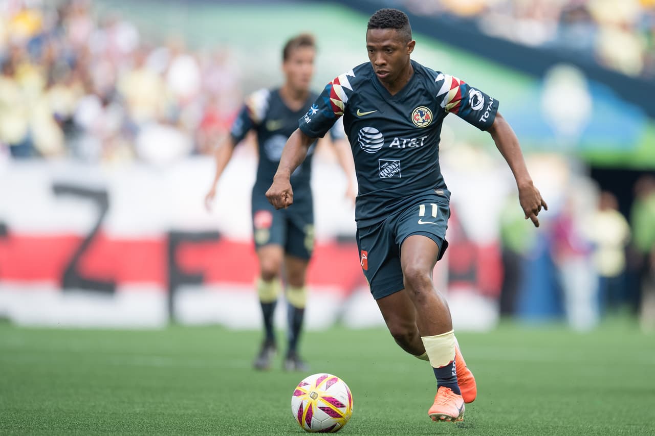 El colombiano Andrés Ibargüen fue uno de los encargados de llevar el ataque del América, que no encontró el camino para descontar.