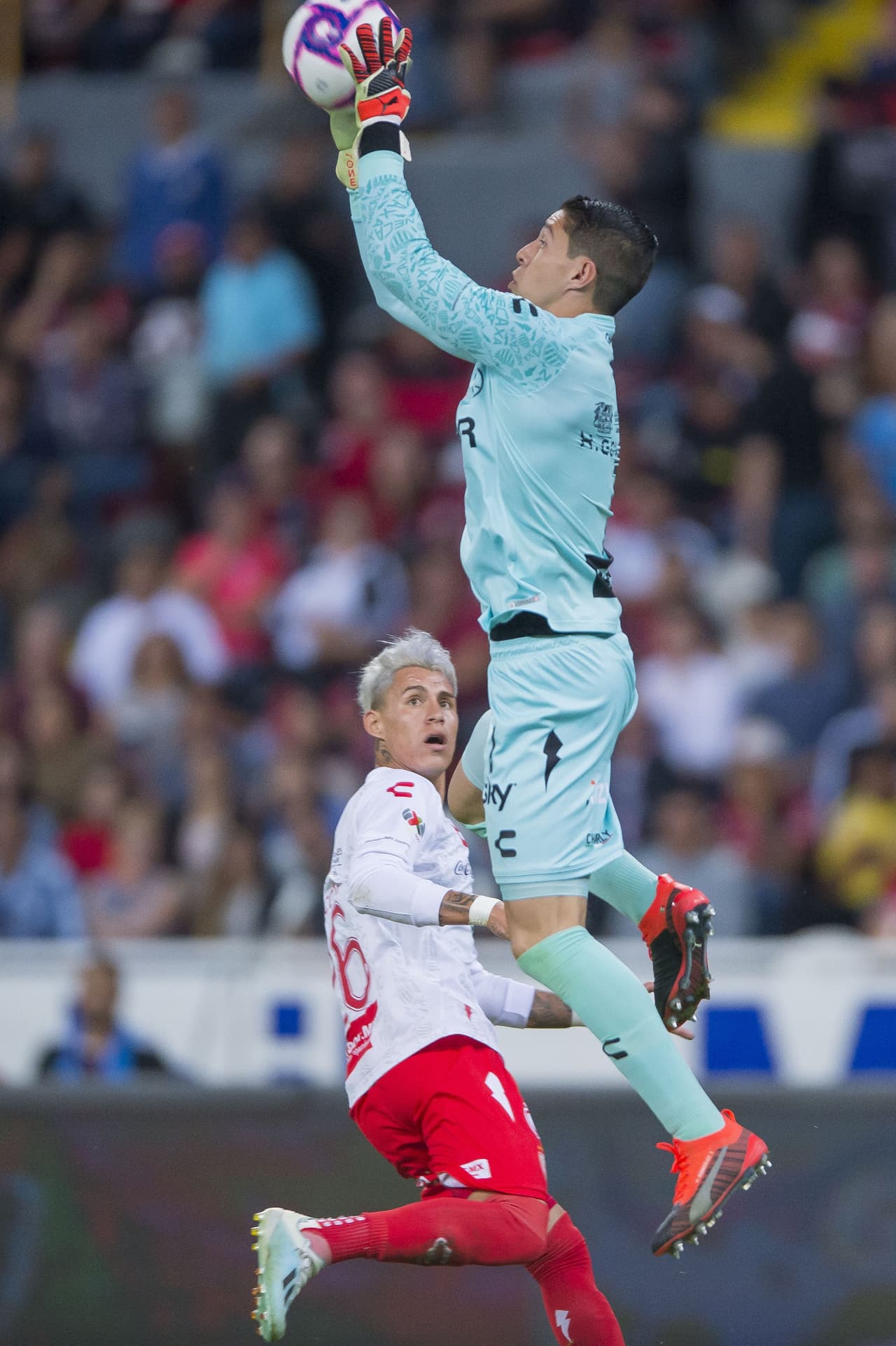 Con doblete de Mauro Quiroga, el Necaxa se impuso de visita al Atlas.