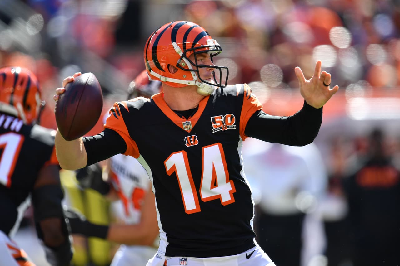 Andy Dalton, mariscal de campo de los Bengals tuvo una de las mejores actuaciones de su carrera. Concreto 25 de 30 intentos para 286 yardas y 4 pases de anotación.