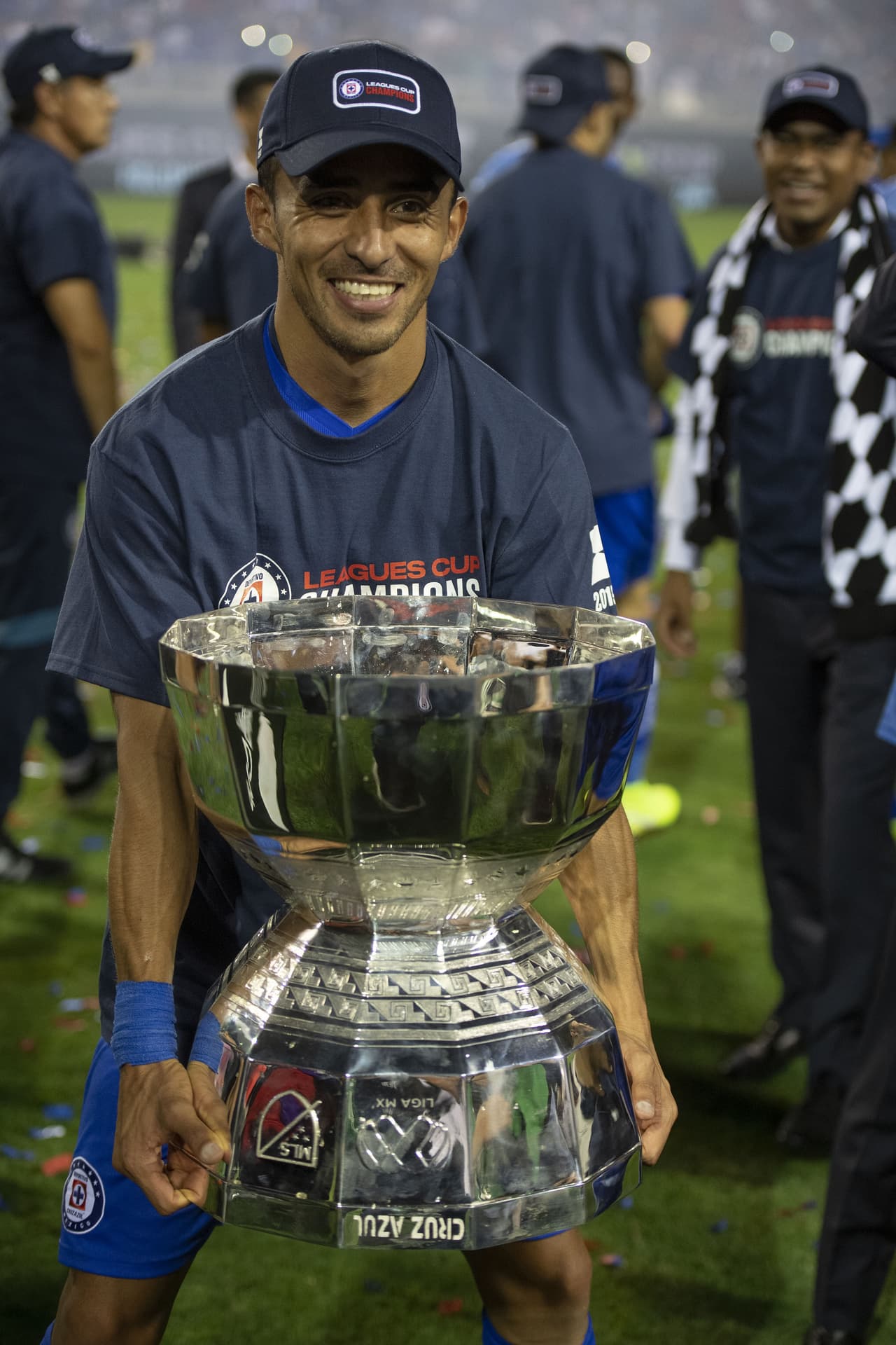 En su primera edición, los cementeros consiguen coronarse derrotando 2-1 a Tigres.