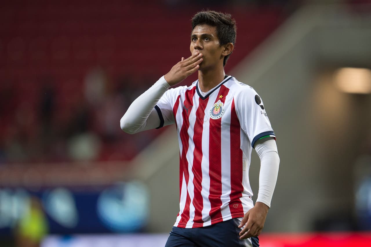 Chivas dará "empujón" a José Juan Macías para Europa