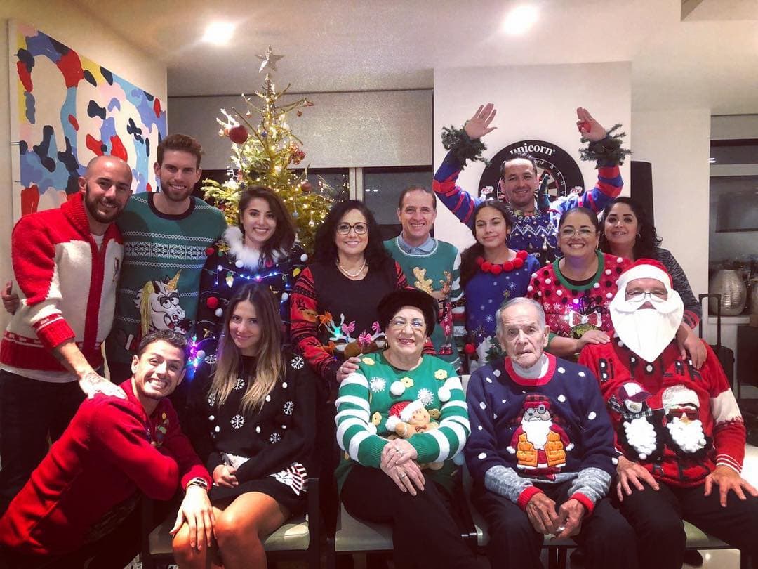 El momento crítico que cambió la vida de 'Chicharito' Hernández