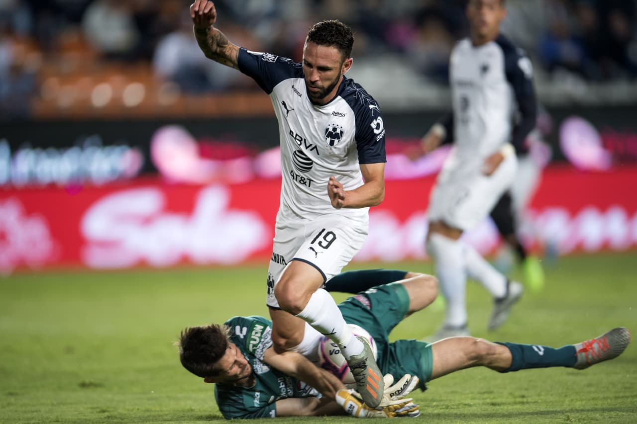Por los Rayados marcaron Sánchez (10’, 54’), Pizarro (42’) y Medina (80’). Por los locales anotaron López (28’) y Guzmán (84’).