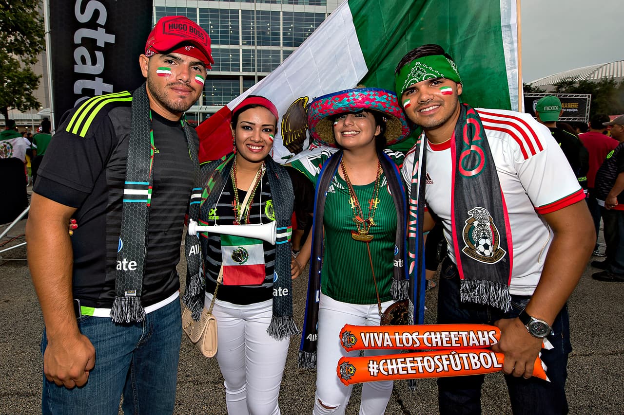 Gran colorido en el México vs. Honduras