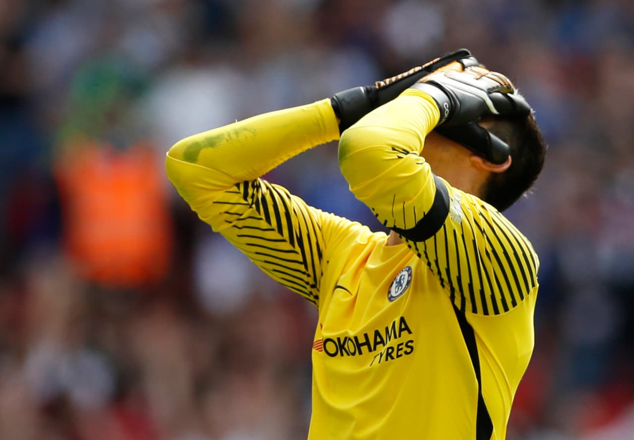 Curtouis falló su panelti junto a Álvaro Morata por Chelsea y no pudo detener ninguno de los del Arsenal.