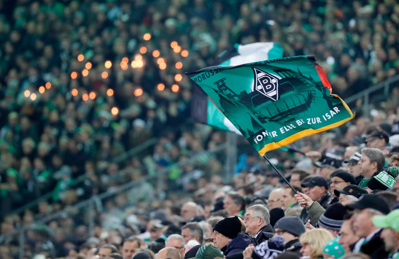 Ambiente ideal en el Stadion im BORUSSIA-PARK para vivir este gran partido del Bayern Múnich y el Borussia M'gladbach.