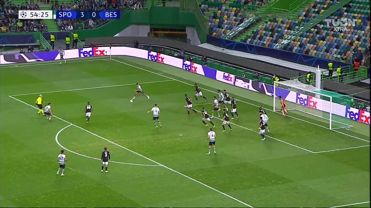 ¡TIRO ATAJADO! disparo por Matheus Nunes.