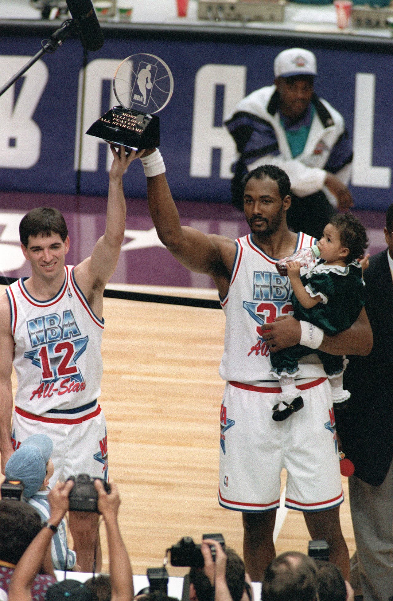John Stockton y Karl Malone se llevaron el 21 de febrero de 1993 en Salt Lake City el MVP del All Star Game, el primero entregado a dos jugadores en conjunto.