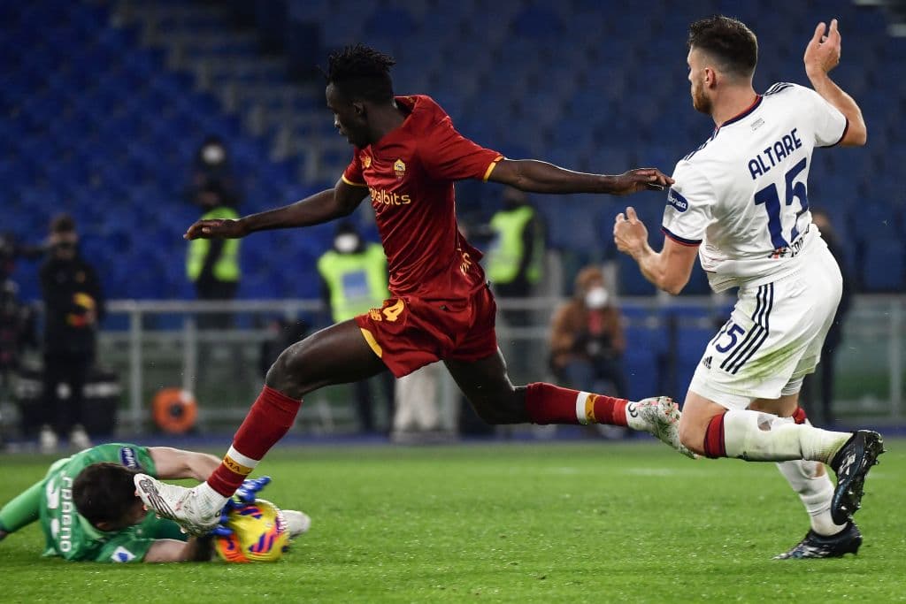 AS Roma se impuso al Cagliari por la mínima tras un cobro de penal de Oliveira, durante la fecha 22 en la Serie A. La Loba de Mourinho suma tres puntos.