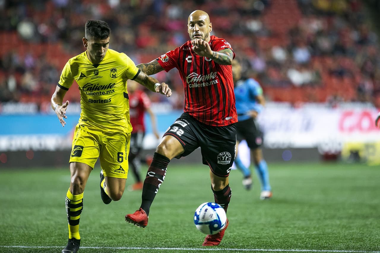 Sepúlveda (14’), Nahuelpán (45+1’) y Lainez (79’) anotaron para Xolos, Lezcano (29’) y Osuna (58´) de penal, marcaron para Morelia. En sus próximos compromisos, Tijuana visitará San Luis y Morelia recibirá a Necaxa. Ocupan las posiciones 13 y 6, respectivamente.