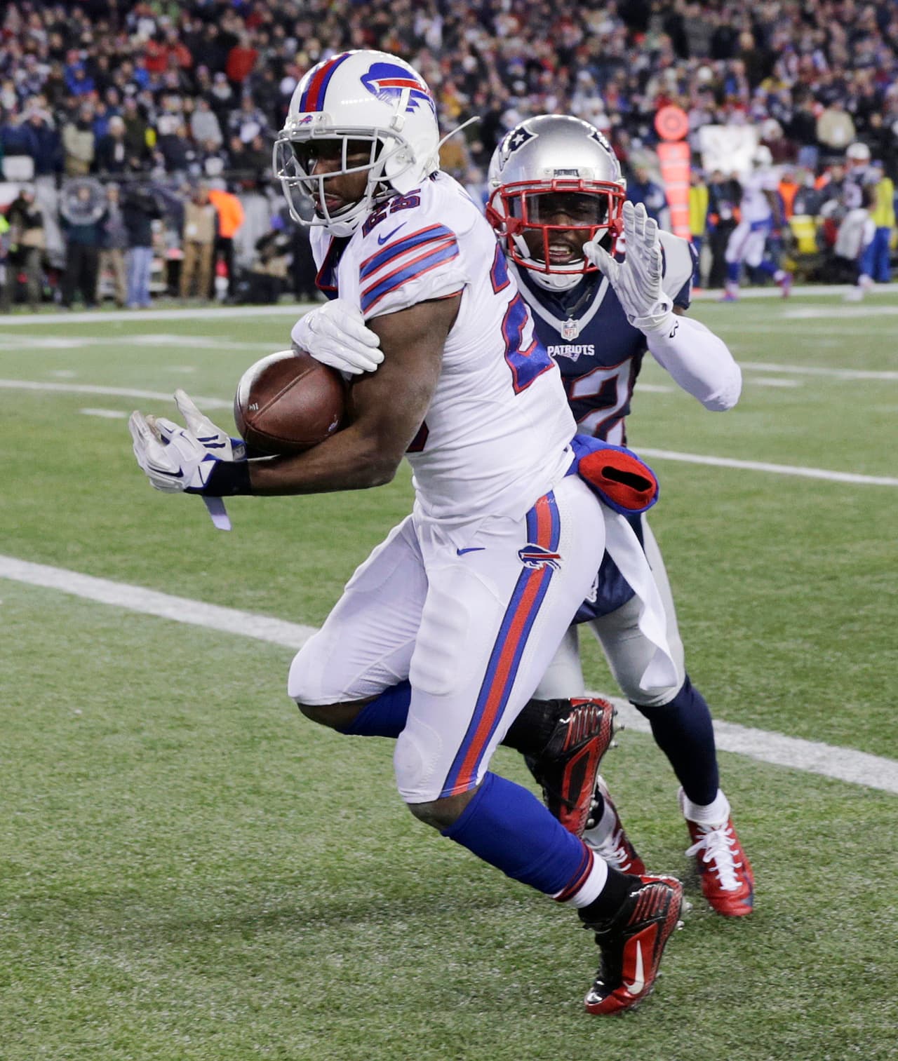 Bills no pudo realizar la hazaña de quitarle el invicto a los Patriots y el juego acabó 20-13. Aquí las mejores tomas del partido.