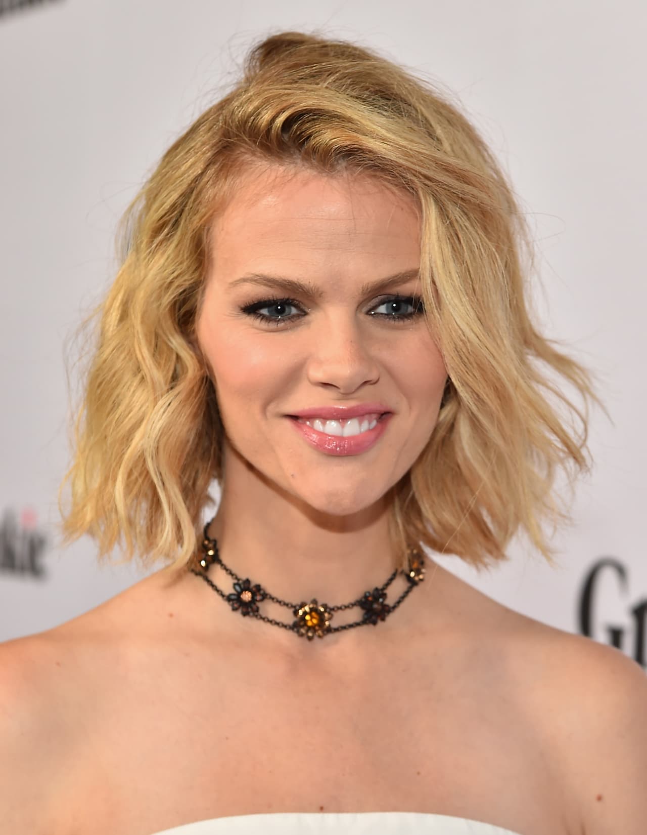 La actriz Brooklyn Decker contrajo matrimonio con Andy Roddick en 2009 y desde ese momento ha sido su compañía, tanto en la competencia como desde su retiro. Con su elegancia y belleza es una de las figuras reconocidas en la TV estadounidense.