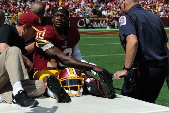 Durante el partido de la Semana 2. Robert Griffin III sufrió una lesión en el tobillo que lo mantuvo fuera del partido.