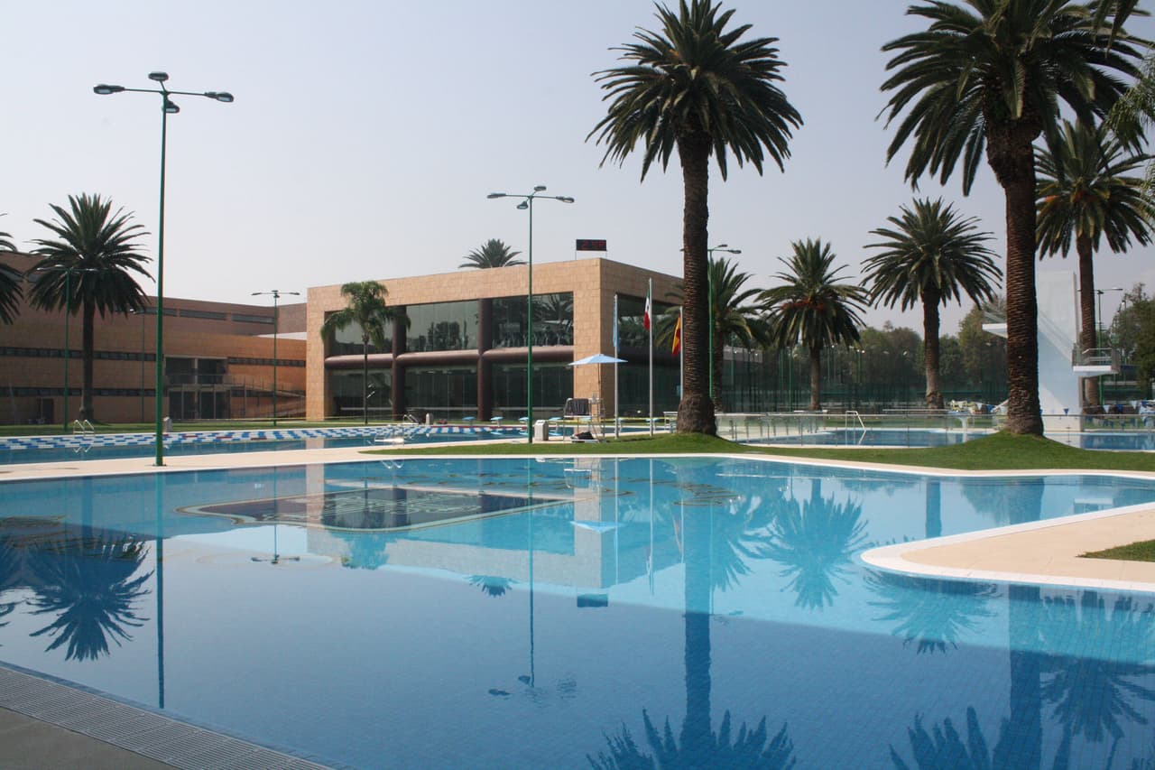 Centro Aturiano - acogió las disciplinas de pelota vasca y algunos juegos de tenis. Hoy en día es un prestigioso club al sur de la Ciudad de México.