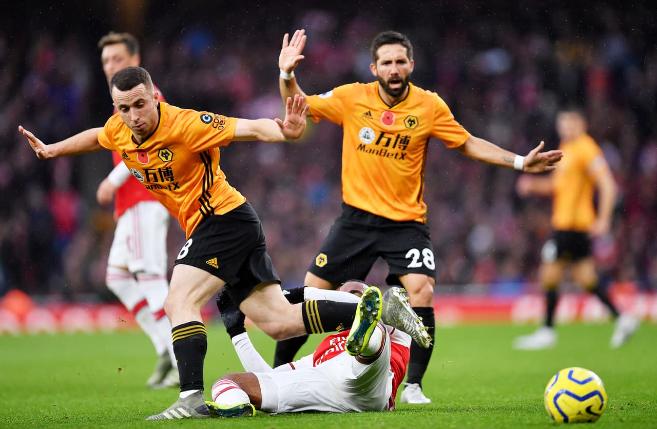 Aubameyang (21’) abrió el marcador y Raúl Alonso Jiménez (76’) empató el encuentro.