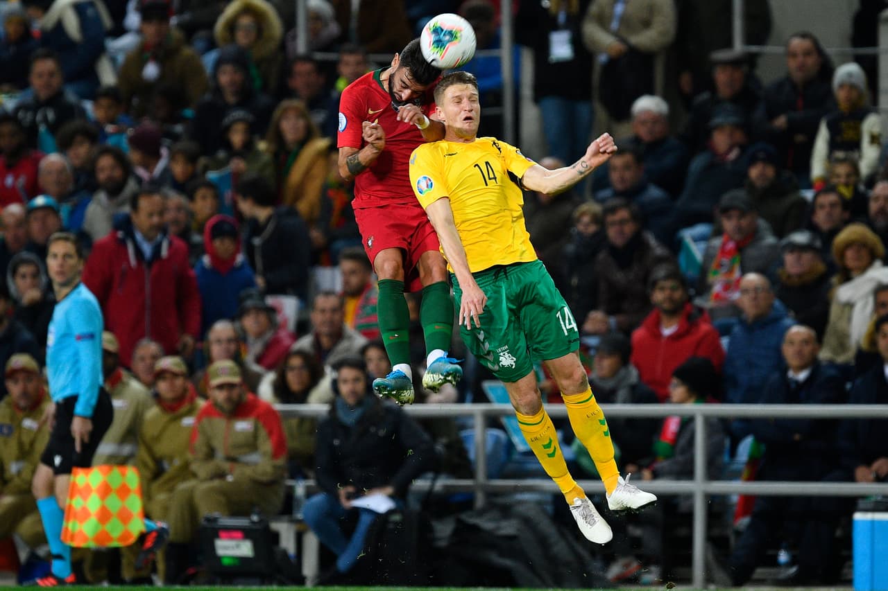 En el Estadio Algarve, Portugal tundió 6-0 a la selección de Lituania y se acerca a la calificación.