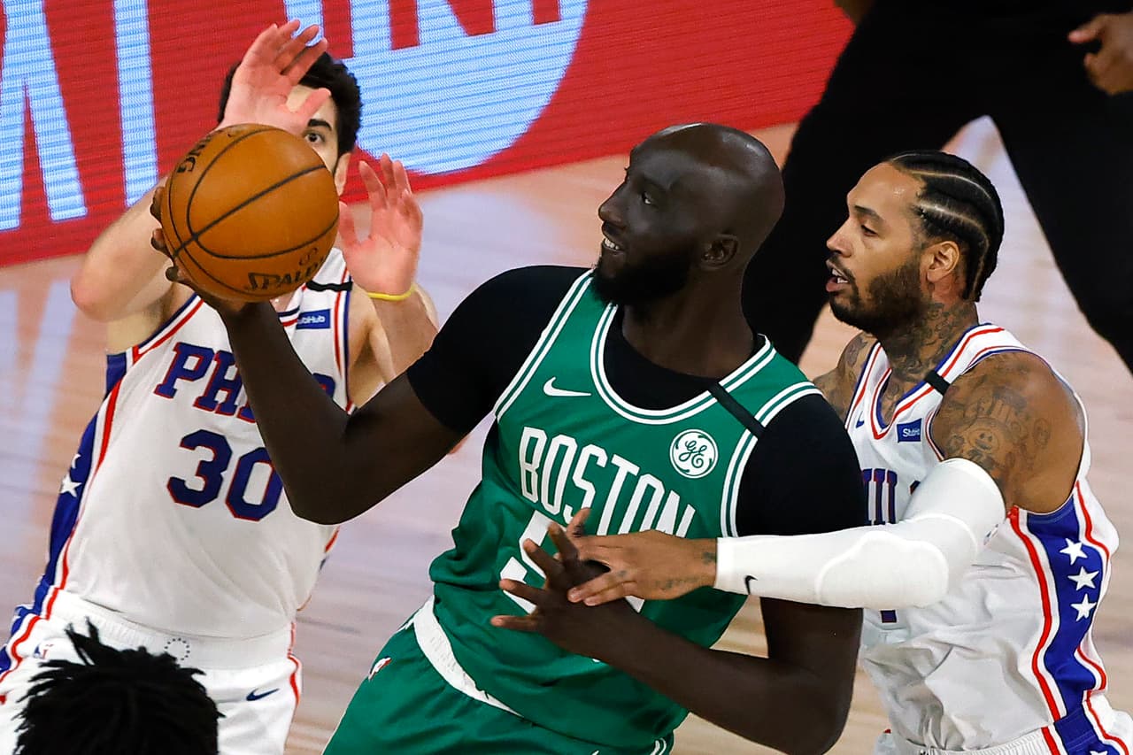 Boston no tiene piedad sobre los 76ers y amplían la ventaja con un marcador 101-128.