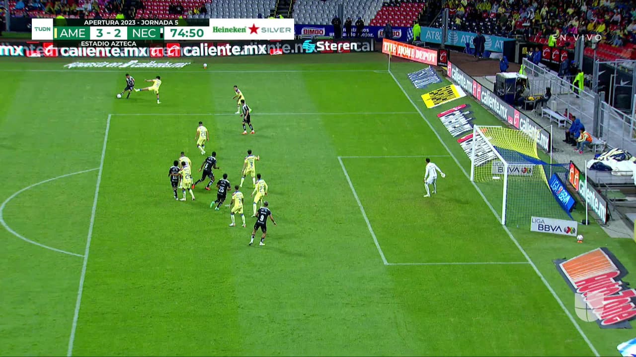 ¡TIRO ATAJADO! disparo por Facundo Batista.