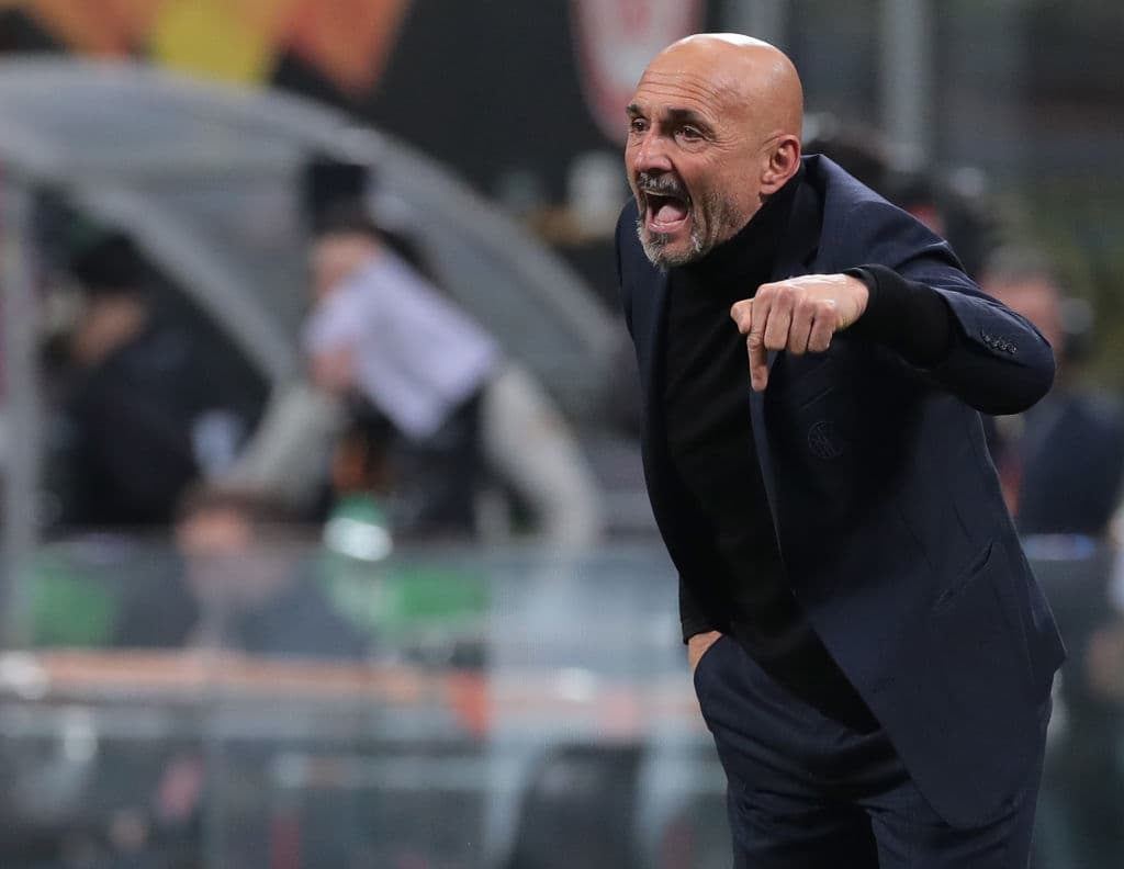 El Inter dirigido por Luciano Spalletti (quien terminó expulsado) llegó a 53 puntos y ascendió al tercer lugar de la Serie A, lejos de la Juventus (75) y del Napoli (60).