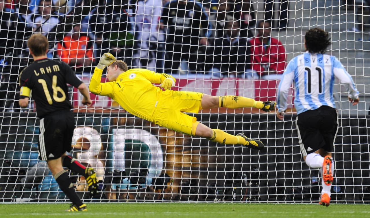 La figura del arquero Manuel Neuer en Alemania fue determinante para impedir la igualdad o ni siquiera el descuento de los argentinos.