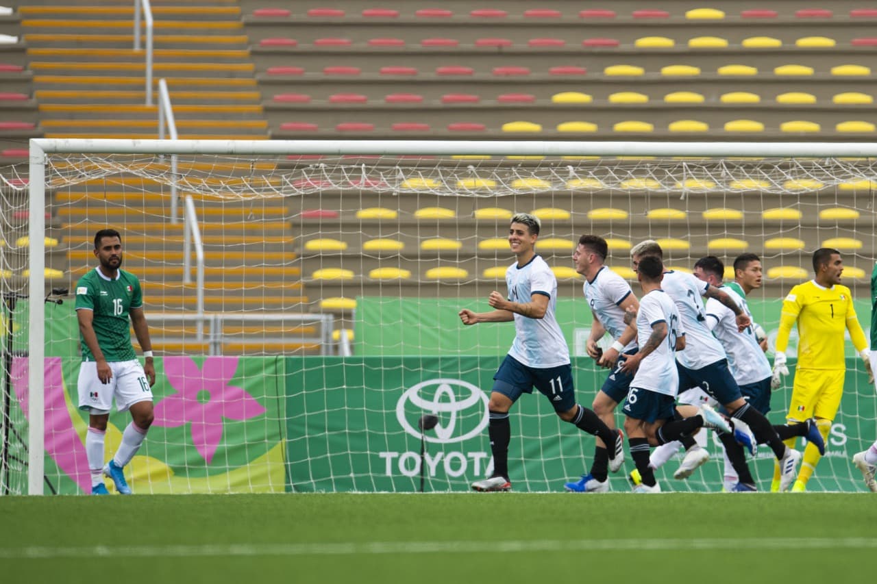 Gaich celebra su anotación.