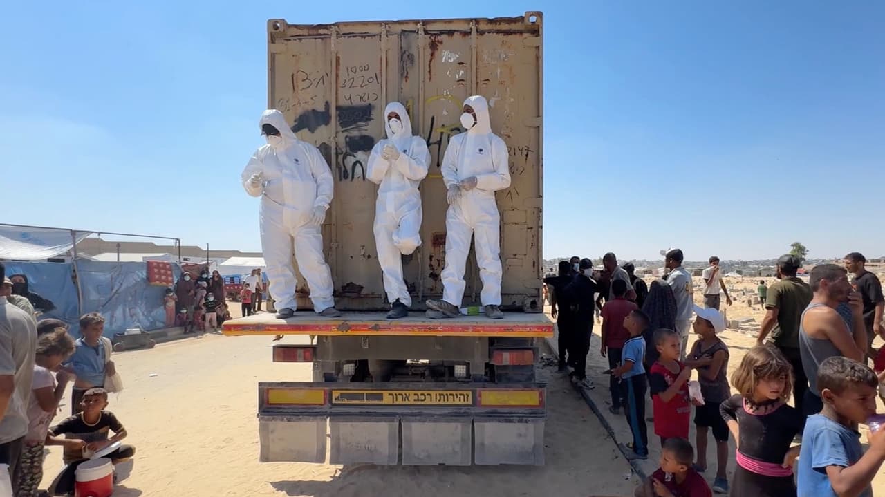 Desesperación en Gaza: los restos de 89 víctimas no identificadas son devueltos por Israel sin respuestas