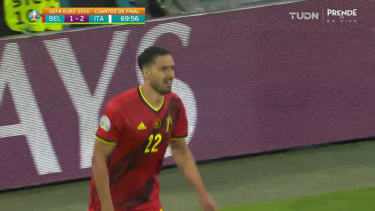 ¡TIRO ATAJADO! disparo por Nacer Chadli.