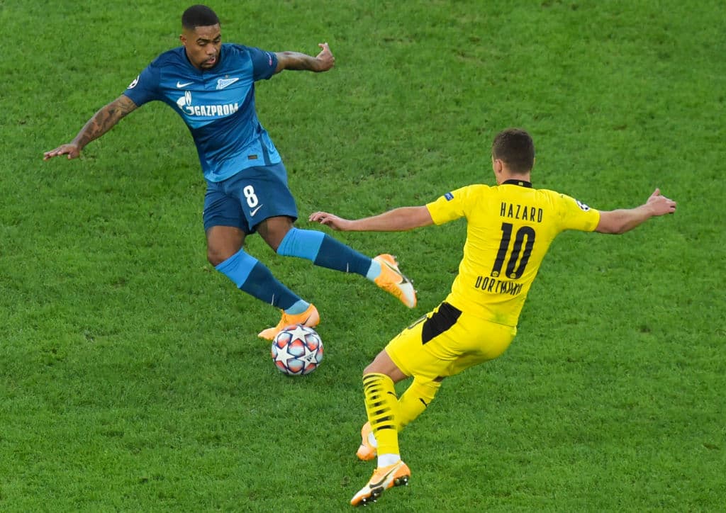 Driussi (16’) abrió el marcador para los locales. Piszczek (68’) emparejó el marcador y Witsel (78’) dio la vuelta para la victoria del cuadro alemán. Los pupilos de Favre clasifican como primeros del Grupo F con 13 unidades.