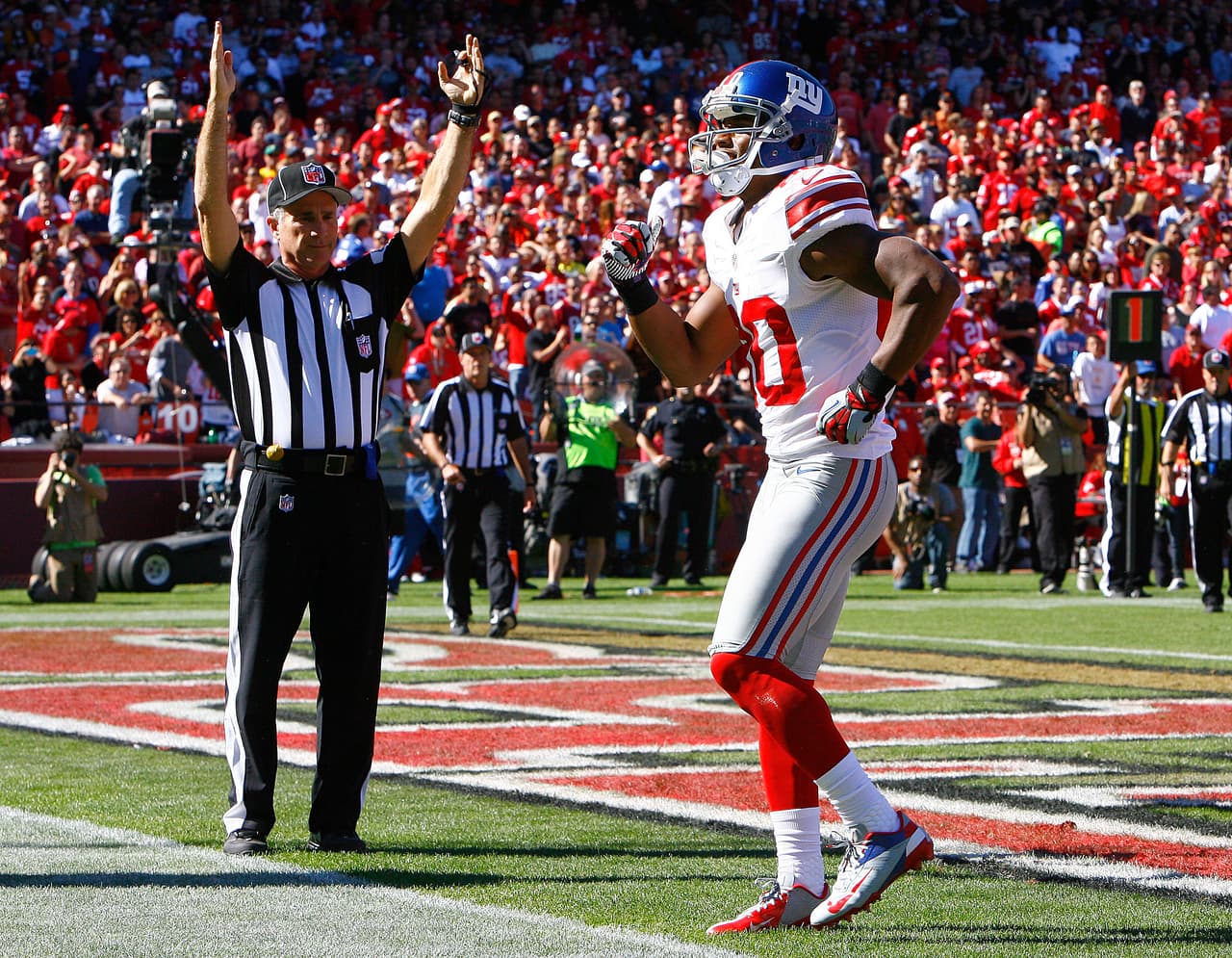 Bajas: El conjunto neoyorquino no tuvo pérdidas muy significativas salvo en un aspecto más nostálgico que deportivo con la baja del WR Victor Cruz (agente libre). Igual dieron de baja al RB Rashad Jennings (agente libre) que no pudo dar el ancho.