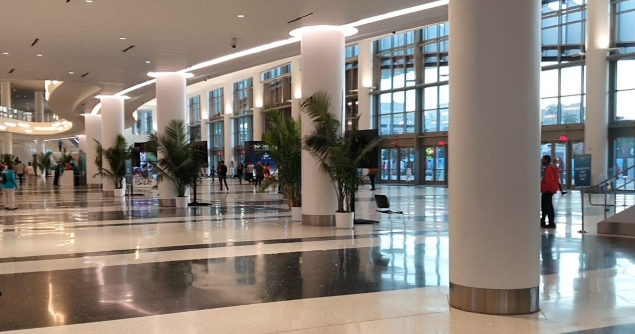 Falta menos de una semana para vivir la pasión del Super Bowl LIV entre Chiefs y 49ers pero la afición ya disfruta al máximo de la NFL Experience.