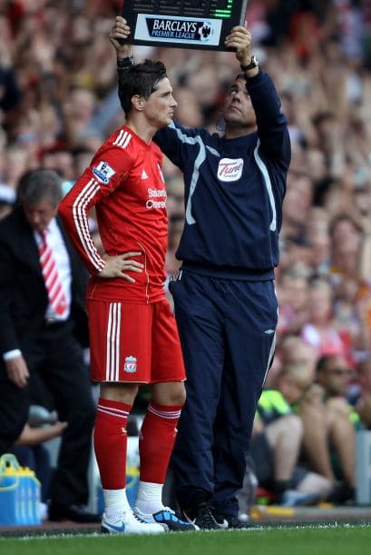 Finalmente se dio el ingreso del 'Niño' Torres para mantener el peligro de cara al arco rival.