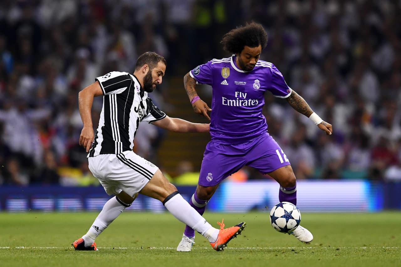 Para la segunda parte Marcelo y Carvajal superaron a sus rivales. Ayudando a abrir el ataque de los merengues, facturando las llegadas con asistencias y generando llegadas de gol.