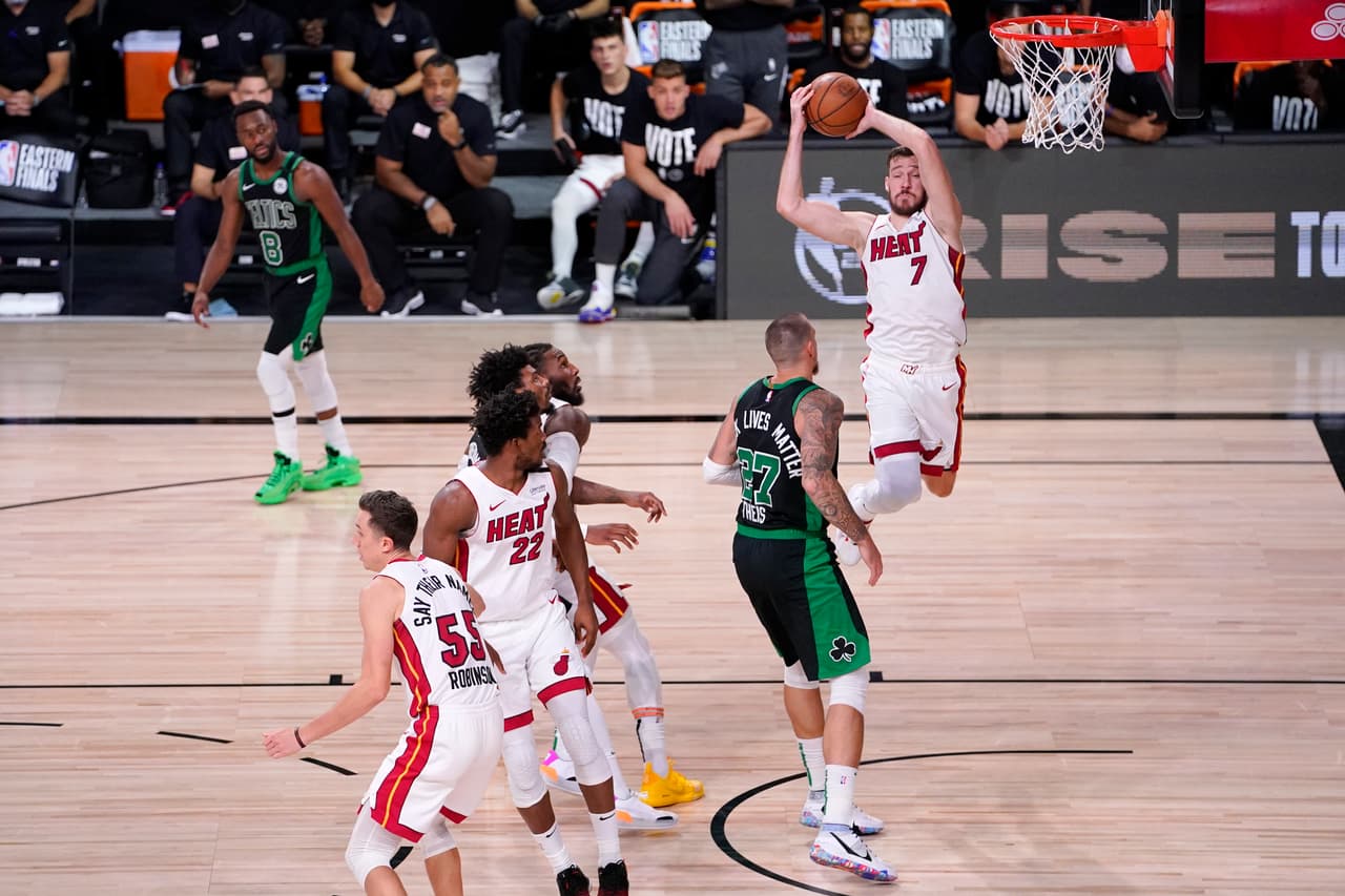 Los Boston Celtics no consiguen ganar el sexto partido y con un marcador de 113-125 en contra frente al Heat, y Miami se verá las caras con los Lakers en la búsqueda del título de la NBA.