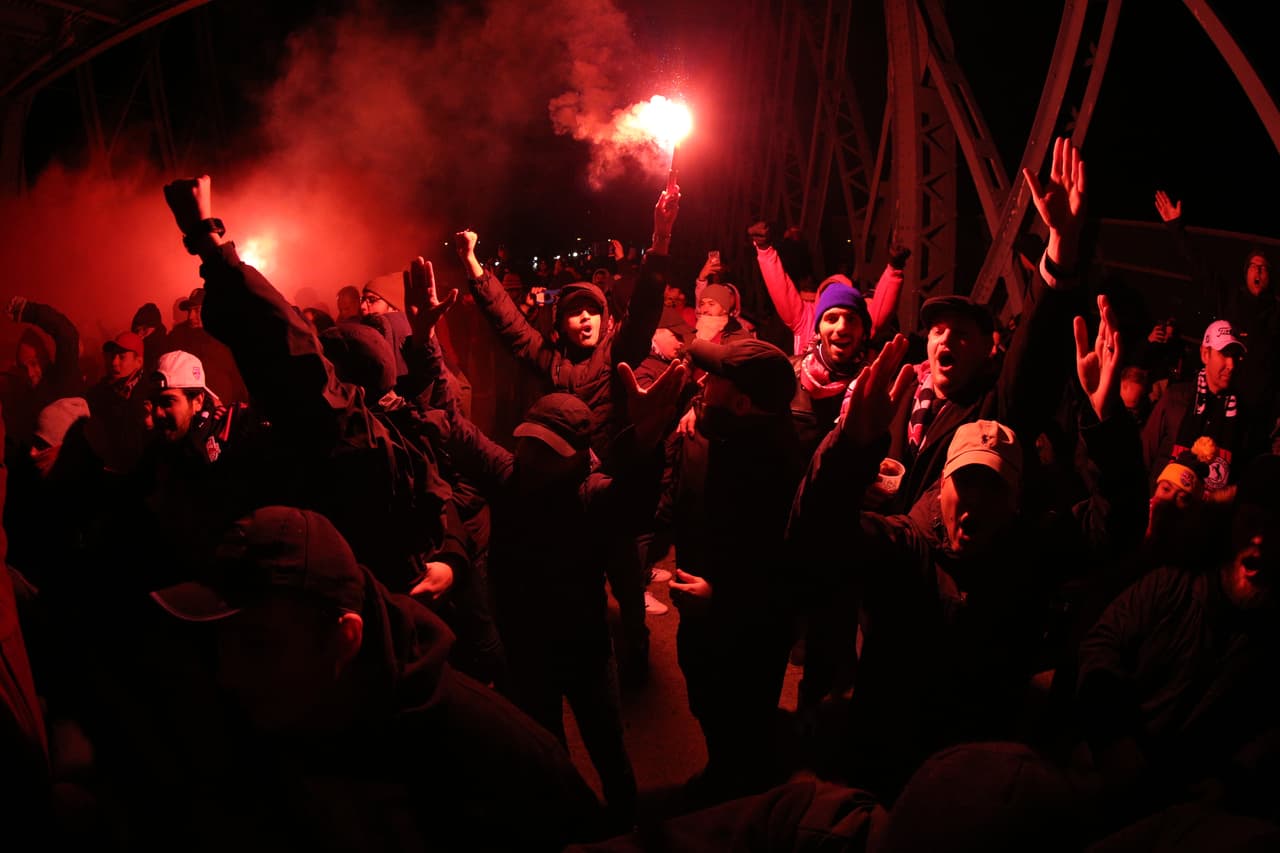 La afición del Red Bulls se hizo presente en todo momento pese al duro revés en el partido de ida. Por ambiente no iban a perder.
