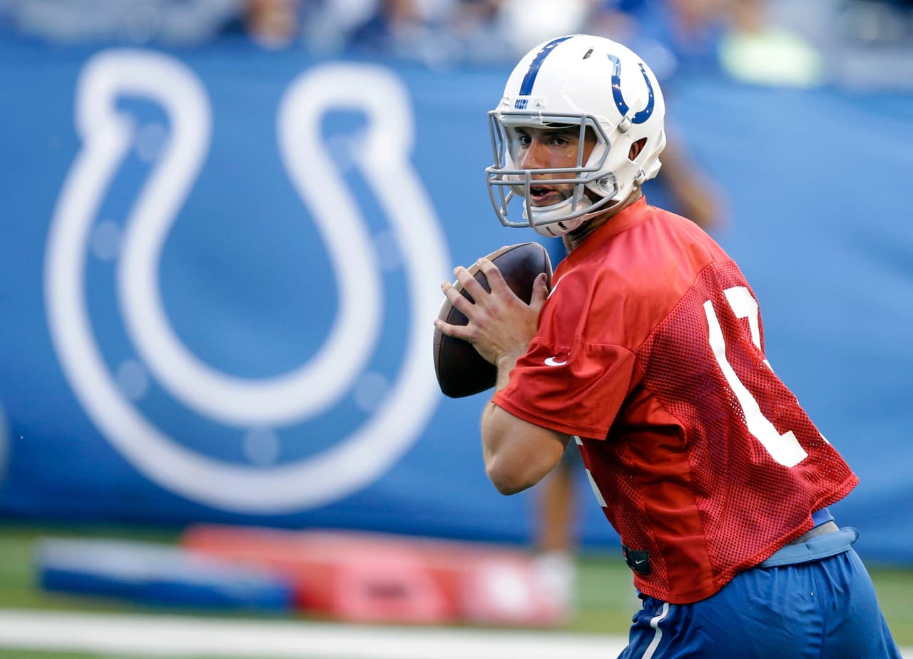 Andrew Luck aceptó que antes de las lesiones estaba jugando mal