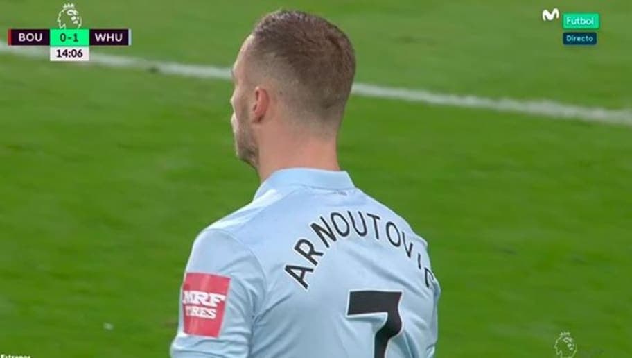 Marko Arnautovic - El austriaco posee un apellido muy susceptible a errores por lo que durante un partido porto el Arnoutovic en vez de Arnautovic.