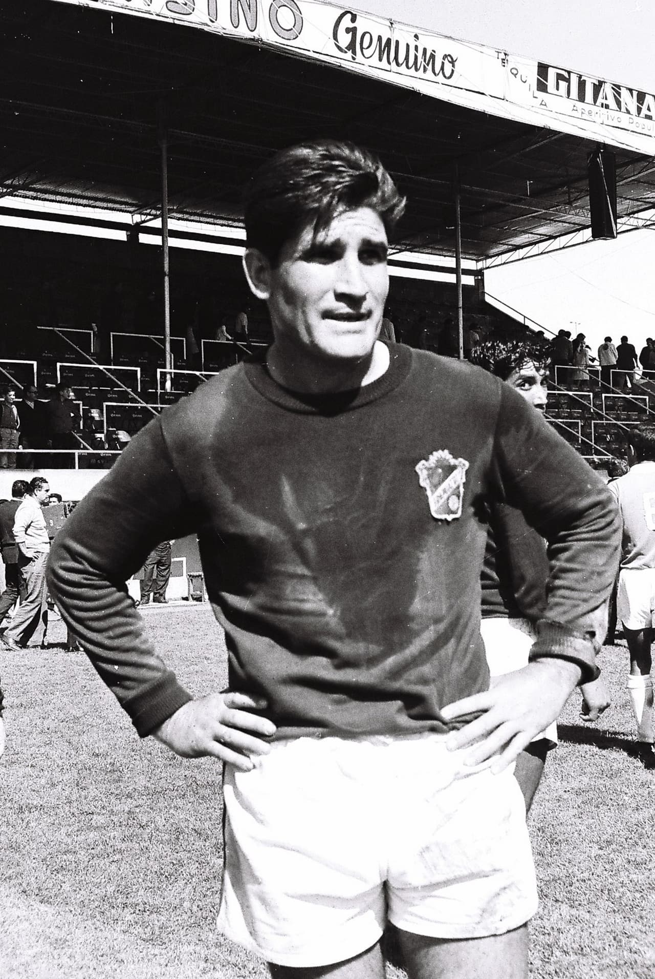 El uruguayo Carlos Miloc debutó en 1950 y llegó a México en 1956 y estuvo en equipos como Morelia, Irapuato y León. Fue premiado como el 'Jugador más Caballeroso' y se retiró en 1969.