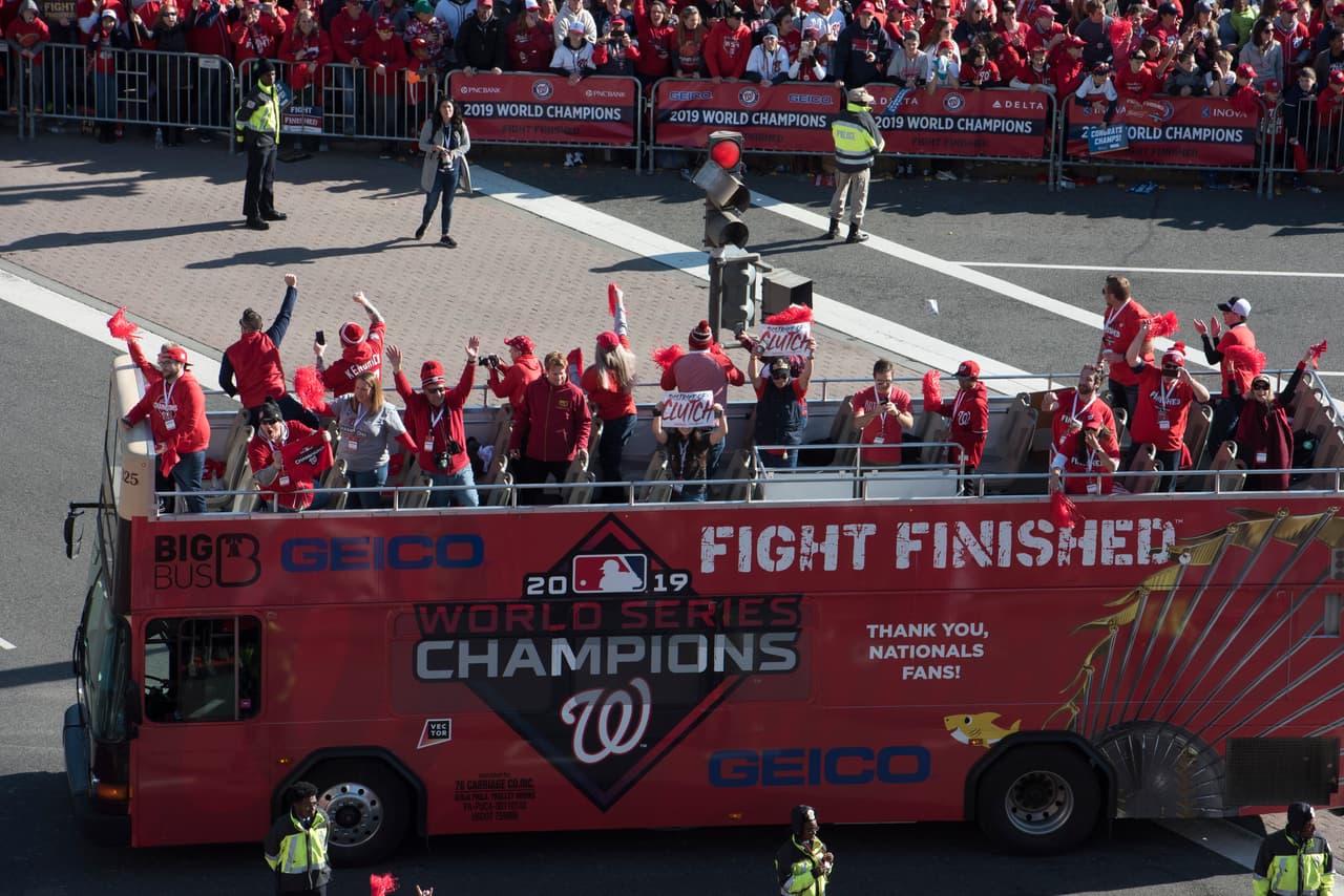 Los Washington Nationals llegaron por primera vez a la Serie Mundial y se adjudicaron el título tras superar a los Houston Astros.