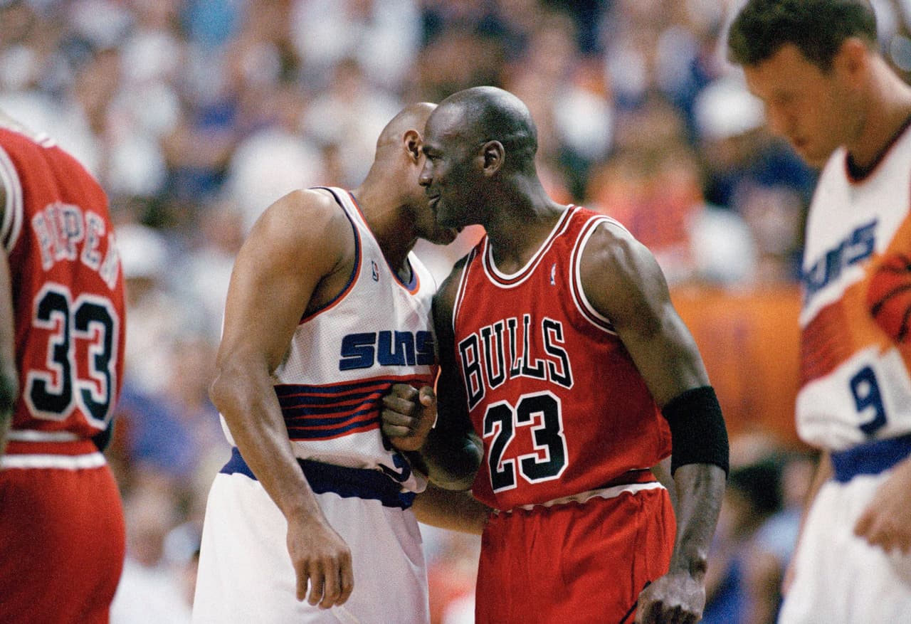 Sin embargo, la relación entre Barkley y Jordan fue muy amistosa y respetuosa durante el recorrido de ambos por la NBA.