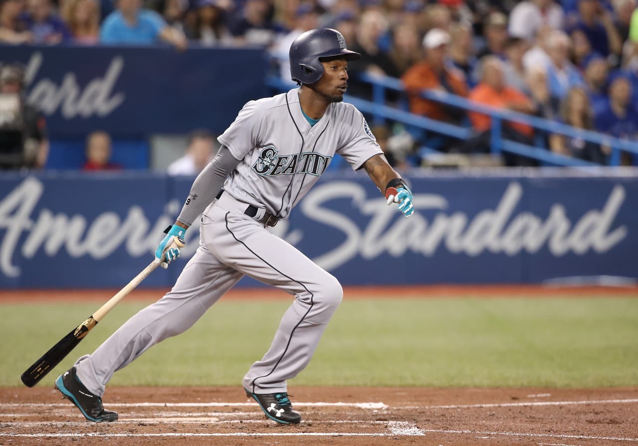 Dee Gordon es baja de los Mariners por una fractura en el dedo del pie