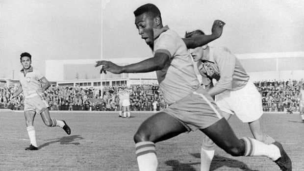 El astro del fútbol Edson Arantes do Nascimento 'Pelé' fue campeón goleador en 1959 con ocho dianas aunque nunca pudo levantar la copa de campeón del certamen.