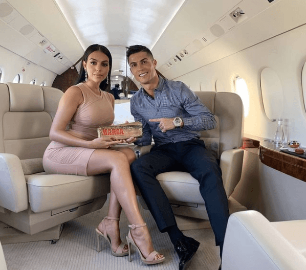 Este es el lujoso jet privado de Cristiano Ronaldo | Así luce por dentro el transporte aéreo con el que el astro portugués vuela a su tierra natal.