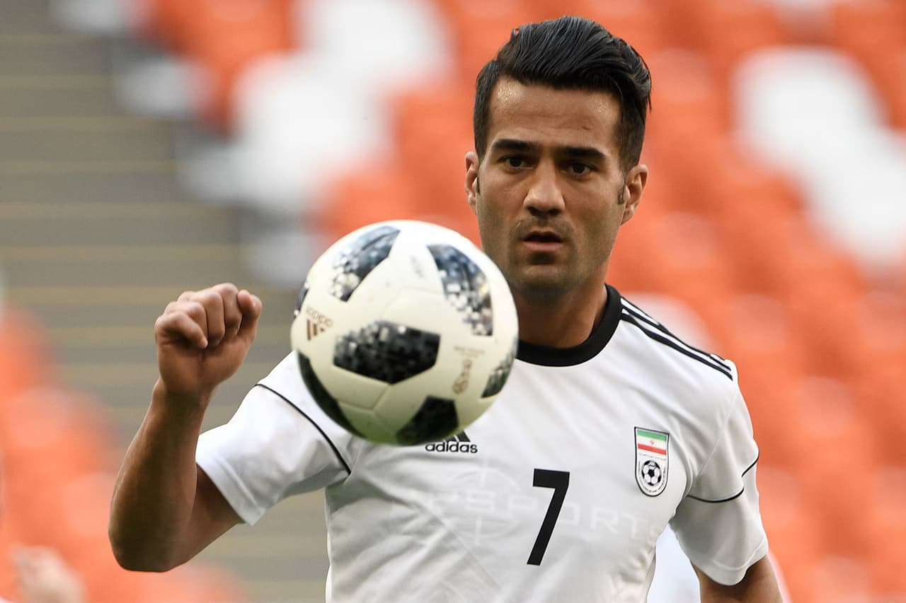 El centrocampista Masoud Shojaei juega en el AEK de Atenas y es uno de los bastiones del fútbol ofensivo de Irán.