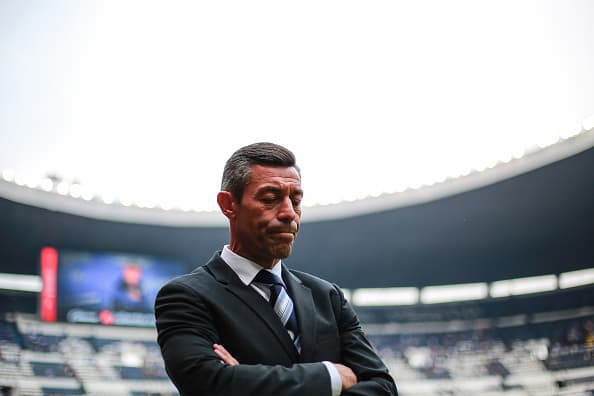 Producto de la desventaja en la pizarra así reaccionó el estratega de Cruz Azul pero mostró una reacción positiva y su escuadra mejoró para encontrar pronto el empate.