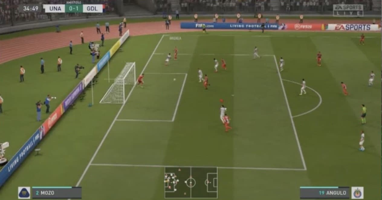 Los Pumas de Alejandro Zamudio vivieron una pesadilla en su debut luego de ser goleados 1-8 por las Chivas en Ciudad Universitaria.